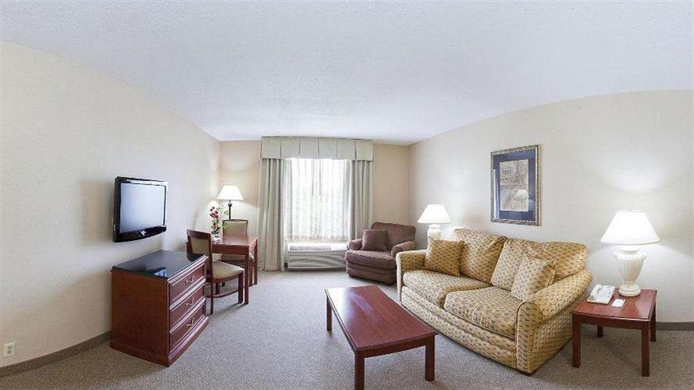 Holiday Inn Little Rock-Airport-Conference Center By Ihg Esterno foto